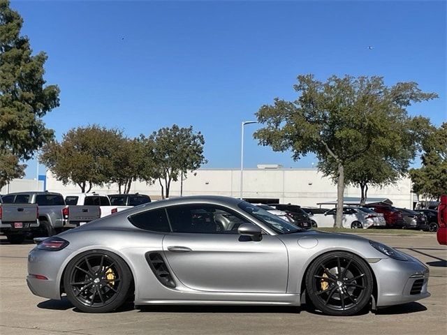 2018 Porsche 718 Cayman Base