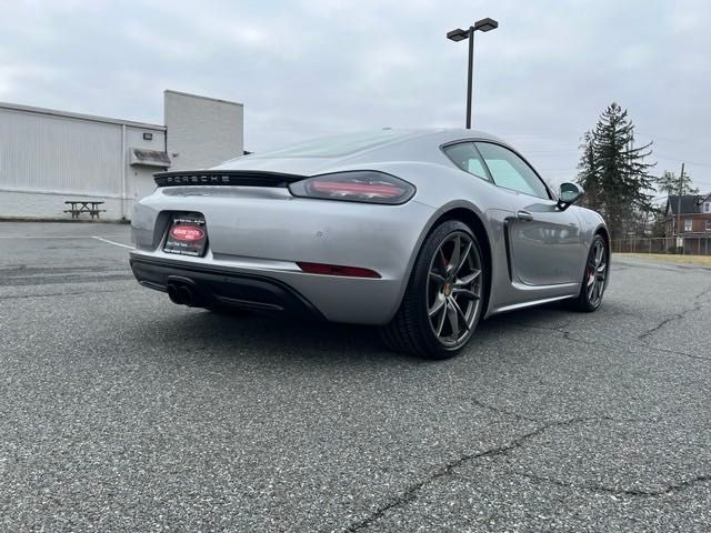 2018 Porsche 718 Cayman 