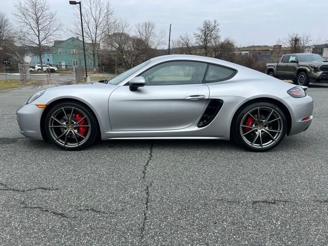 2018 Porsche 718 Cayman 