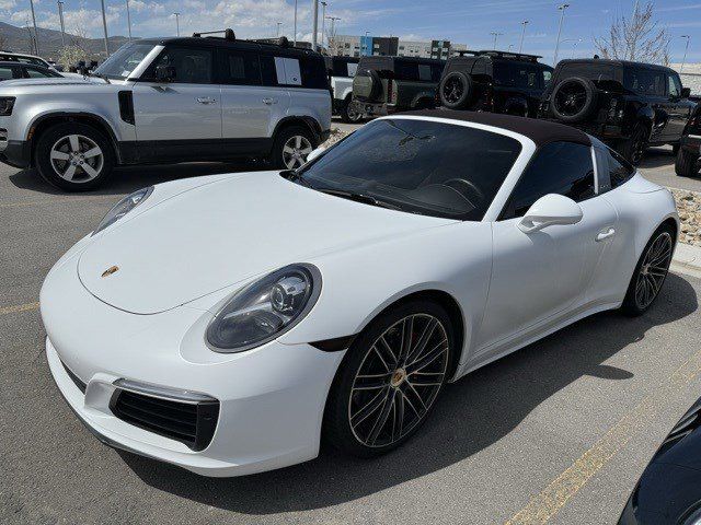 2018 Porsche 911 4S