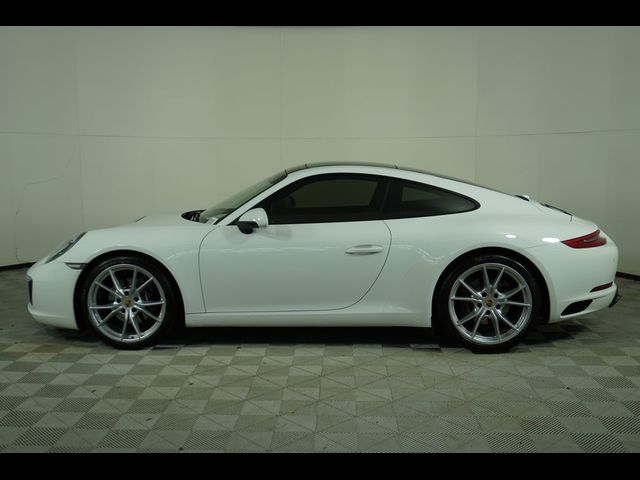 2018 Porsche 911 Carrera