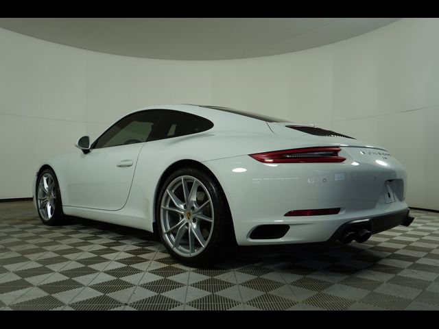 2018 Porsche 911 Carrera