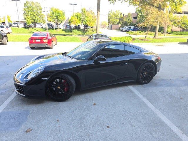 2018 Porsche 911 Carrera 4S