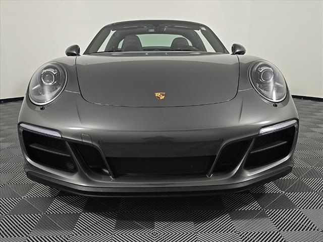 2018 Porsche 911 4 GTS