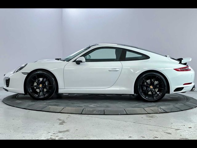 2018 Porsche 911 Carrera