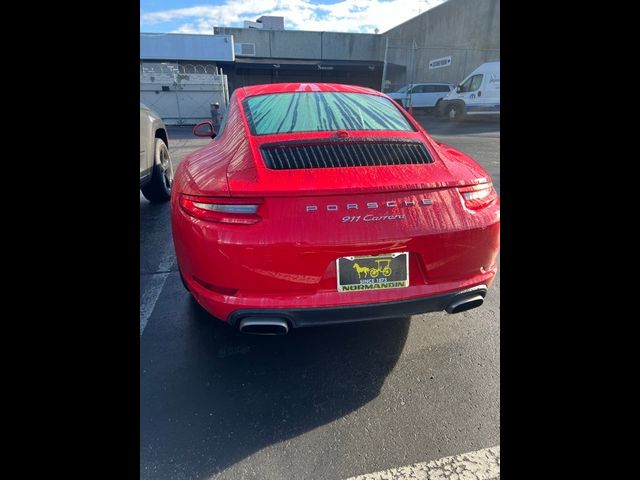 2018 Porsche 911 Carrera