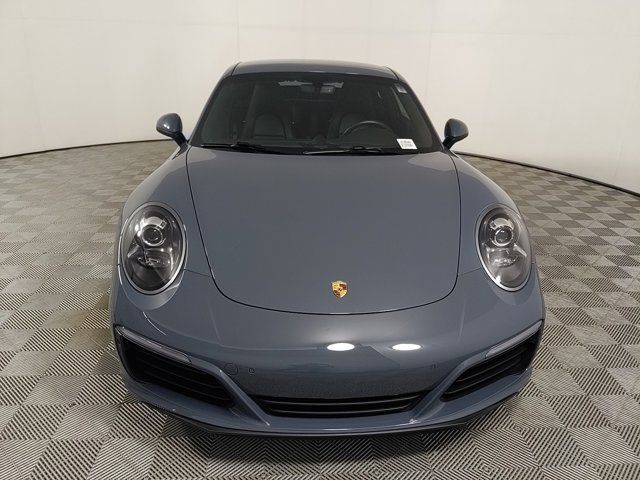 2018 Porsche 911 Carrera