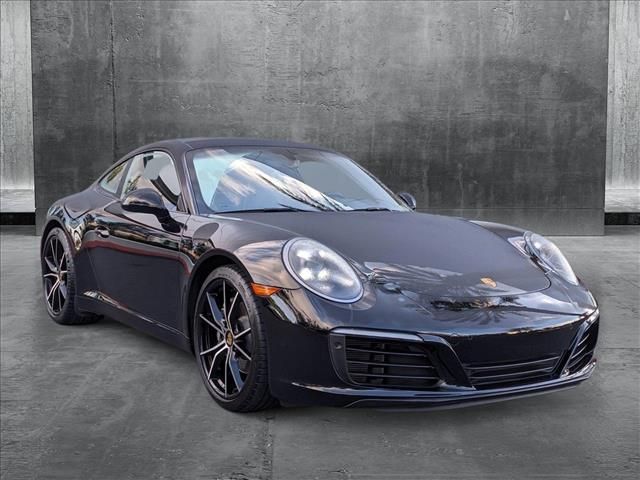 2018 Porsche 911 Carrera