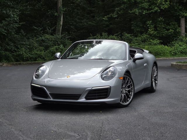 2018 Porsche 911 Carrera