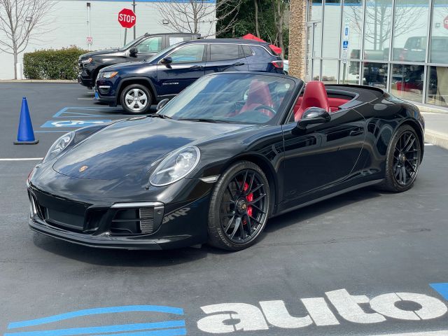 2018 Porsche 911 Carrera 4 GTS