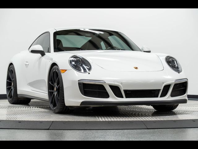 2018 Porsche 911 Carrera GTS