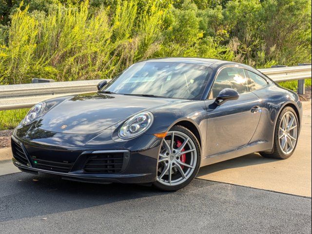 2018 Porsche 911 Carrera GTS