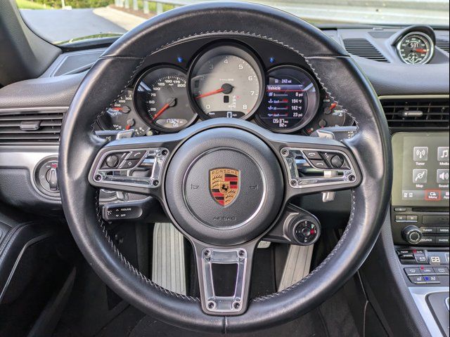 2018 Porsche 911 Carrera GTS