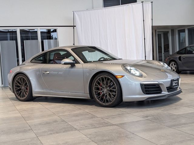 2018 Porsche 911 Carrera 4 GTS