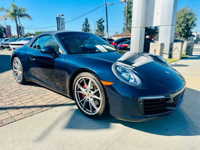 2018 Porsche 911 Carrera GTS