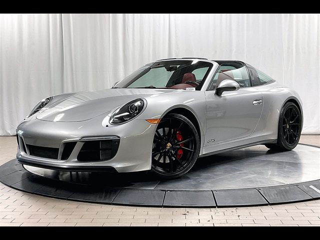 2018 Porsche 911 4 GTS