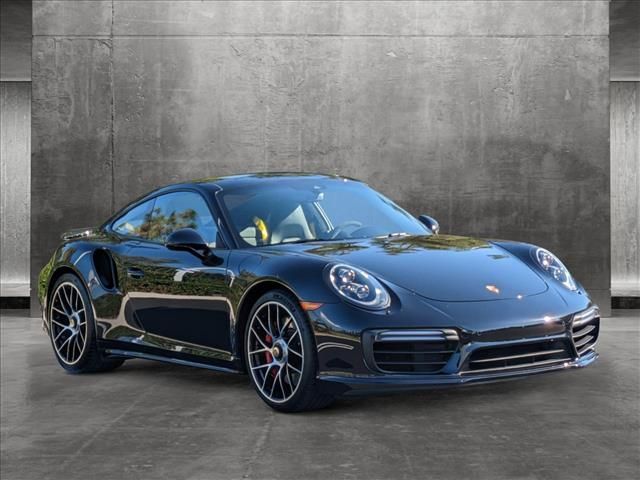 2018 Porsche 911 Turbo