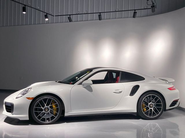 2018 Porsche 911 Turbo