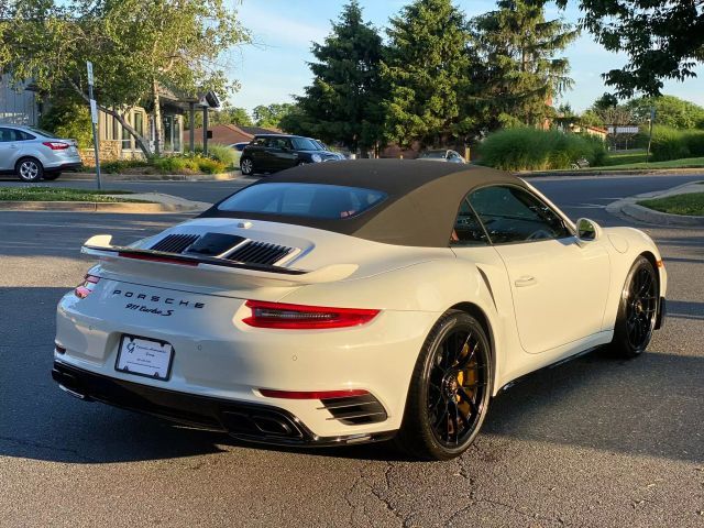 2018 Porsche 911 Turbo S