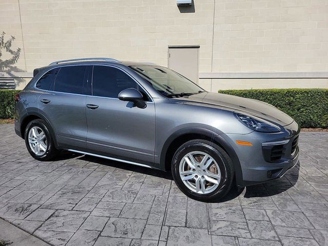 2018 Porsche Cayenne Base