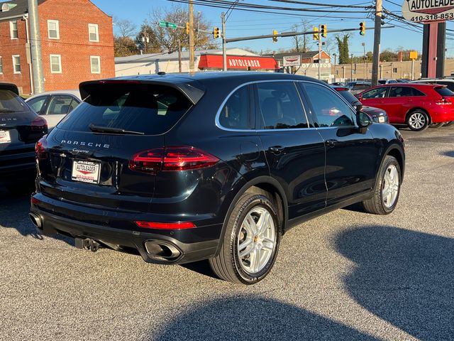 2018 Porsche Cayenne Base