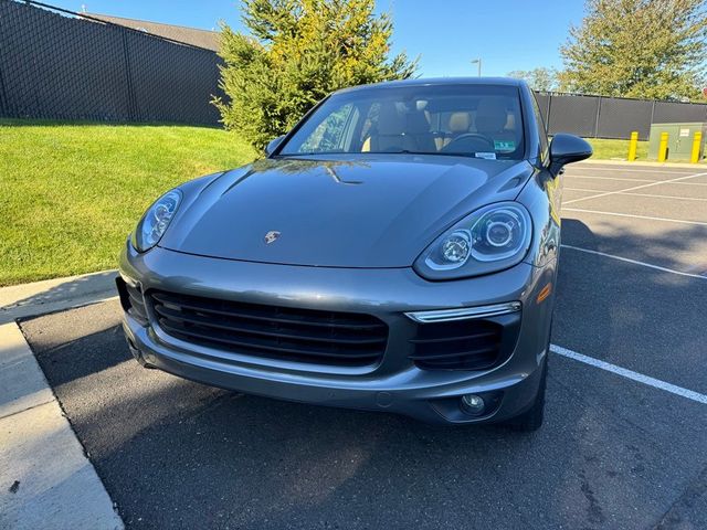 2018 Porsche Cayenne Base