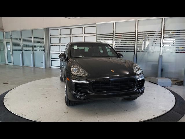 2018 Porsche Cayenne Base