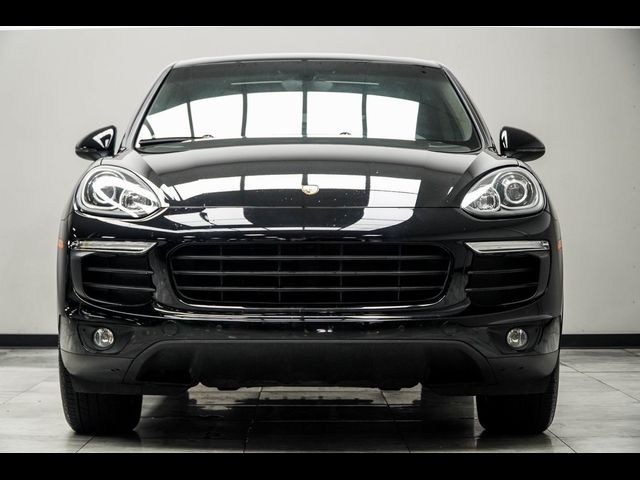 2018 Porsche Cayenne Base