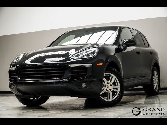 2018 Porsche Cayenne Base