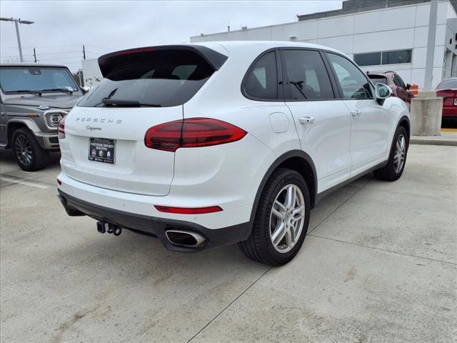 2018 Porsche Cayenne Base