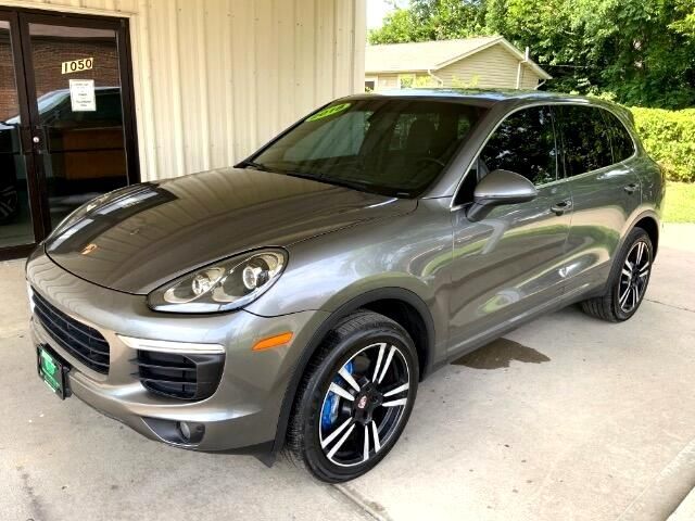 2018 Porsche Cayenne Base