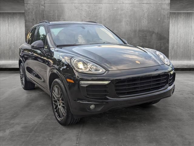 2018 Porsche Cayenne Platinum Edition