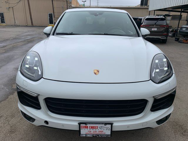 2018 Porsche Cayenne Base