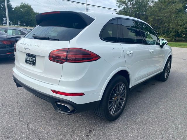 2018 Porsche Cayenne Base