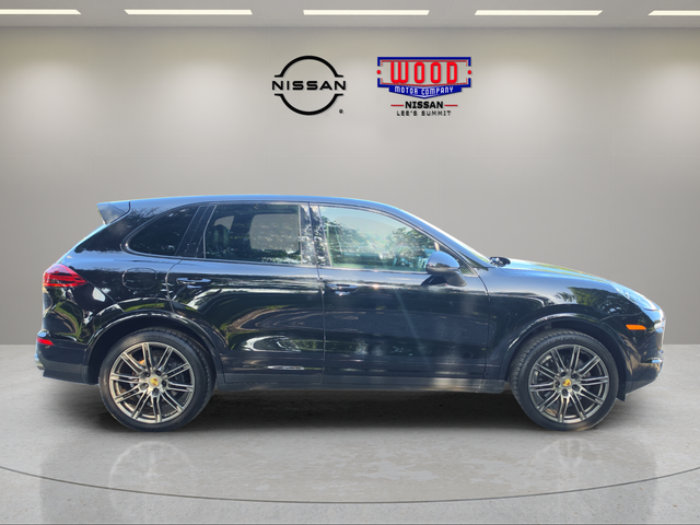 2018 Porsche Cayenne Base