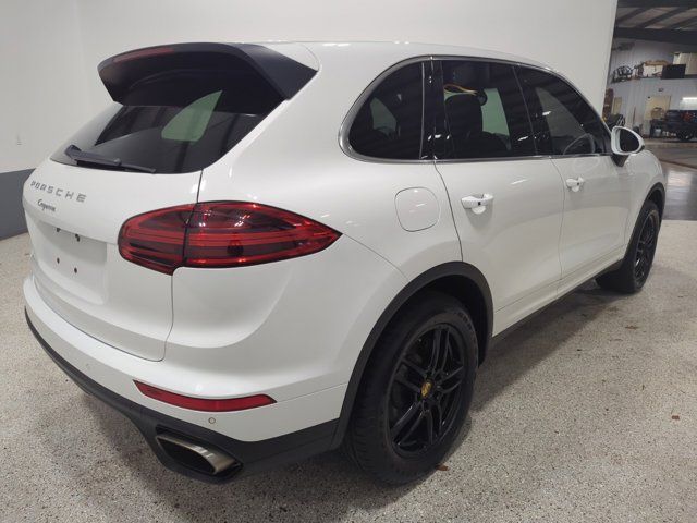 2018 Porsche Cayenne Base