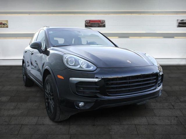 2018 Porsche Cayenne Base