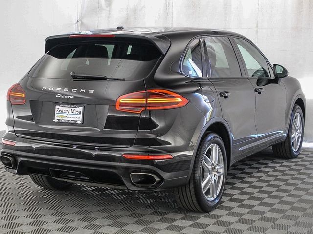 2018 Porsche Cayenne Base