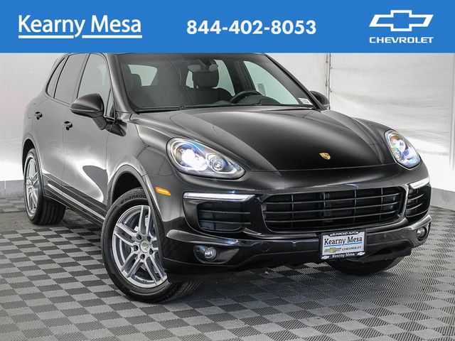 2018 Porsche Cayenne Base