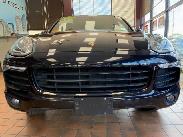 2018 Porsche Cayenne Base