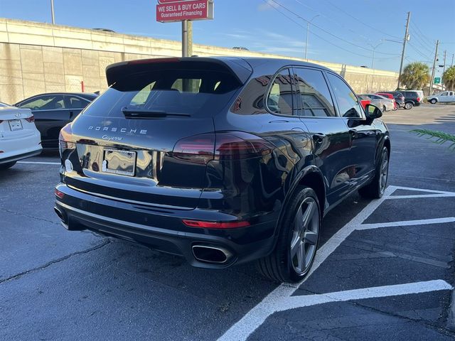 2018 Porsche Cayenne Platinum Edition