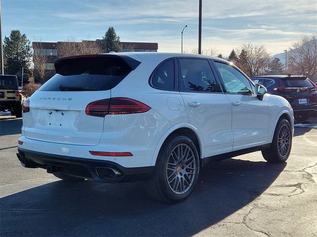 2018 Porsche Cayenne Platinum Edition