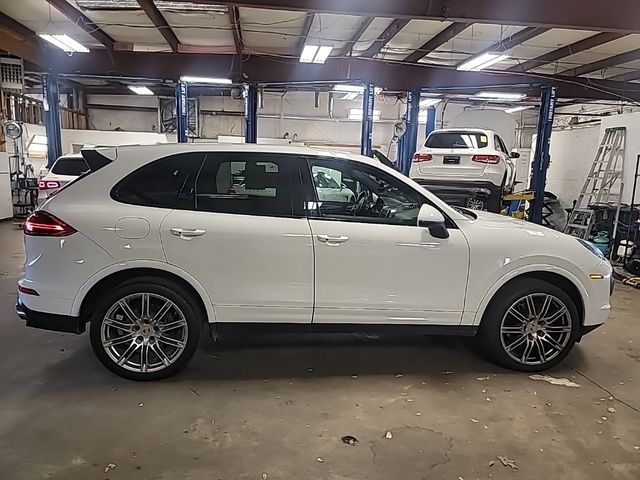 2018 Porsche Cayenne Platinum Edition