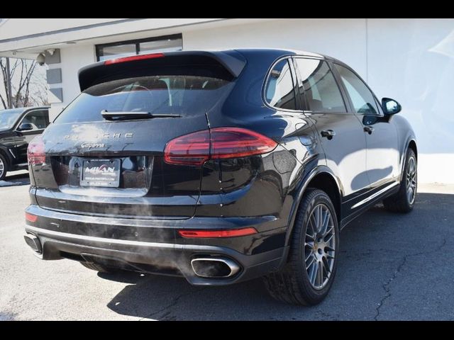 2018 Porsche Cayenne Platinum Edition