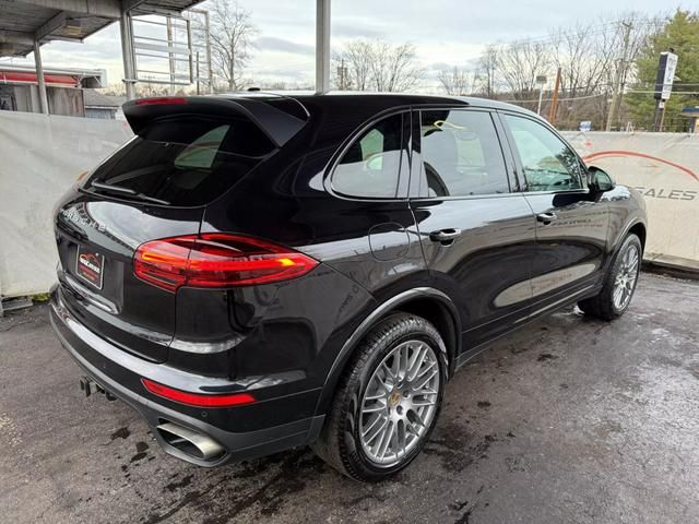 2018 Porsche Cayenne Platinum Edition