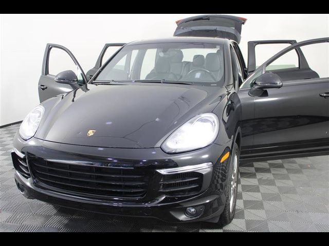 2018 Porsche Cayenne S