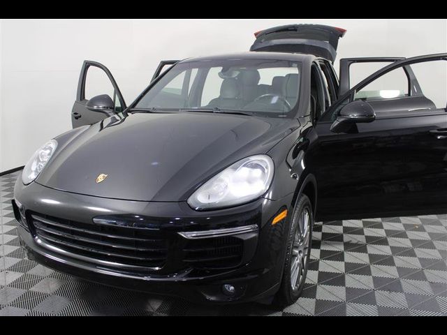 2018 Porsche Cayenne S
