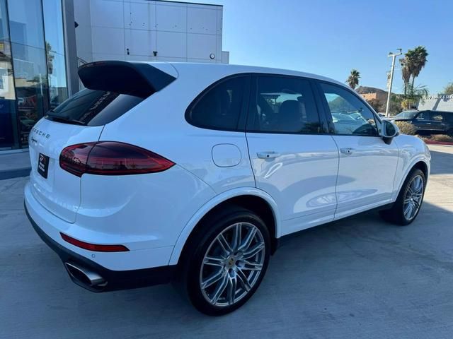 2018 Porsche Cayenne Platinum Edition