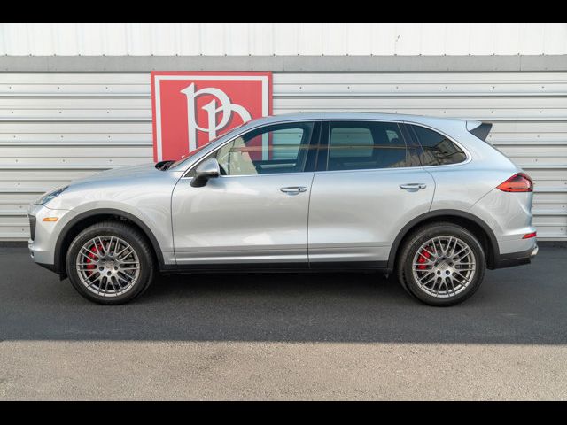 2018 Porsche Cayenne Turbo