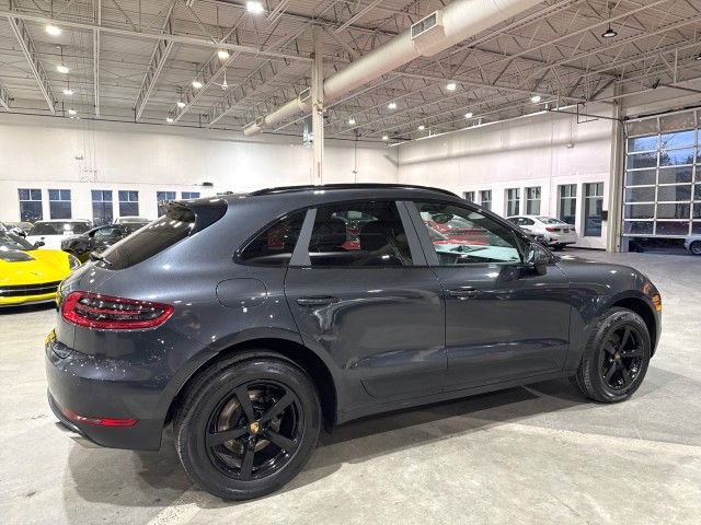 2018 Porsche Macan Base